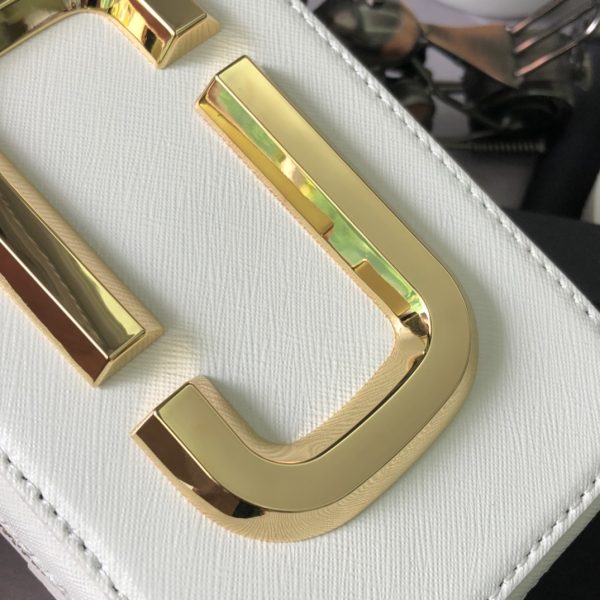 THE Marc Jacobs Vertical Phone Bag Saffiano Leather Model M0016802—139 - Image 5
