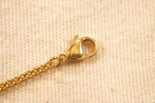 The Trunk Locket necklace is a testament to Louis Vuitton's passion for exquisite suitcases - Image 8