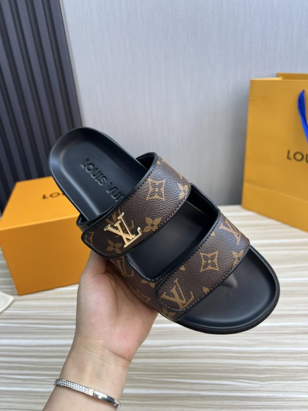 Louis Vuitton LV Men’s Slippers D - Image 6