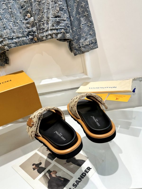 Louis Vuitton LV Couple Slippers A - Image 3