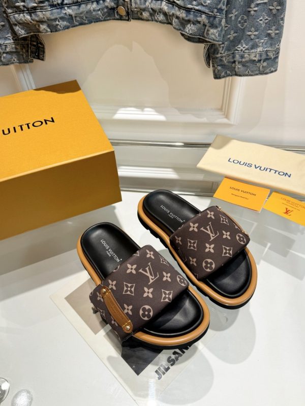 Louis Vuitton LV Couple Slippers B - Image 3