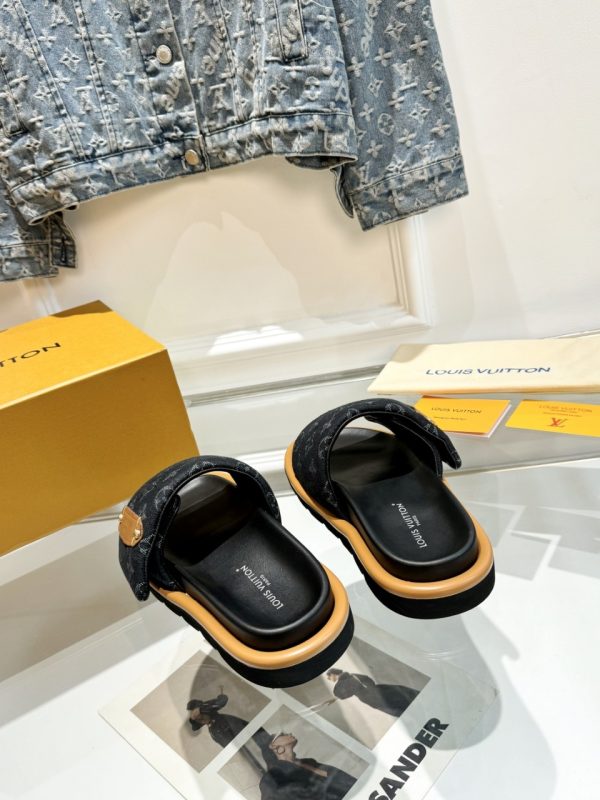 Louis Vuitton LV Couple Slippers C - Image 6